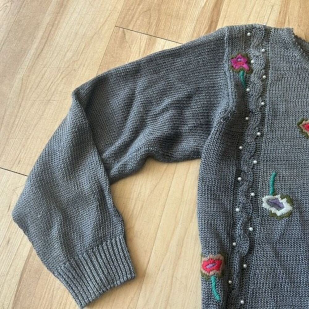Andrea Gayle vintage embroidered sweater - Picture 5 of 8